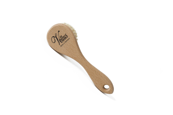 VELLUS Natural Bristle Powder Brush - Image 3